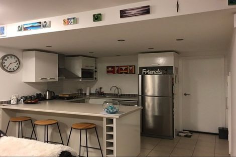 Photo of property in 45 Edinburgh Terrace, Berhampore, Wellington, 6023