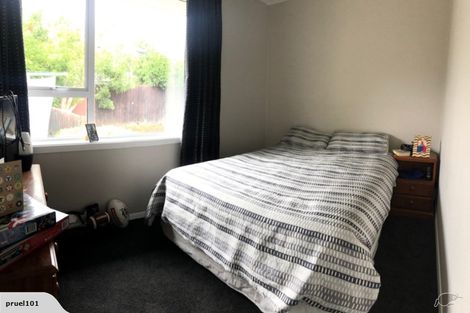 Photo of property in 6 Canberra Place, Redwood, Christchurch, 8051