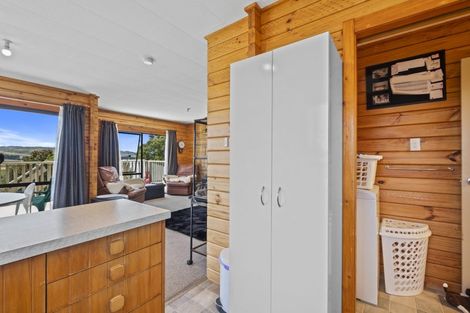 Photo of property in 5 Oxford Street, Waikari, 7420