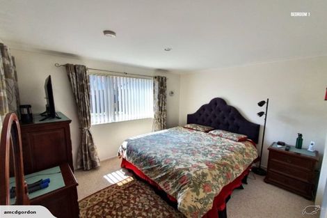 Photo of property in 3/262 Centreway Road, Orewa, 0931