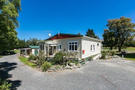 Photo of property in 51 Browns Road, Middlemarch, 9597