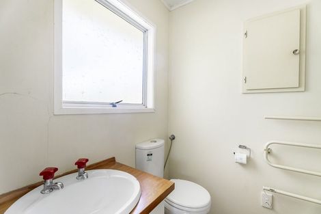 Photo of property in 35 Cedar Terrace, Stanmore Bay, Whangaparaoa, 0932