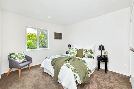 Photo of property in 25b Pupuke Road, Birkenhead, Auckland, 0627