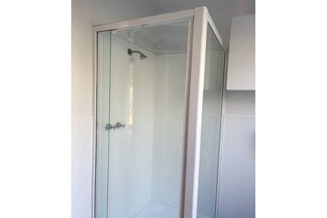 Photo of property in 2/73 Harewood Road, Papanui, Christchurch, 8053