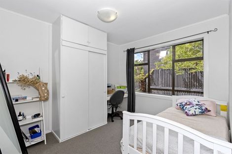 Photo of property in 10 Brixton Street, Islington, Christchurch, 8042