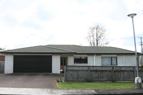 Photo of property in 1 Tirita Street, Kawaha Point, Rotorua, 3010