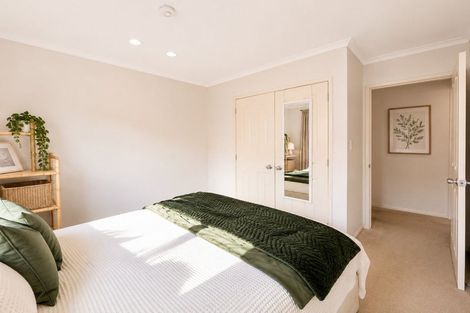 Photo of property in 18 Naul Place, East Tamaki Heights, Auckland, 2016