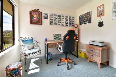 Photo of property in 5 Burwood Terrace, Gulf Harbour, Whangaparaoa, 0930