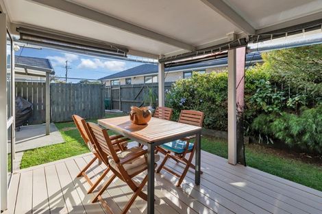 Photo of property in 80 One Tree Point Road, One Tree Point, 0118