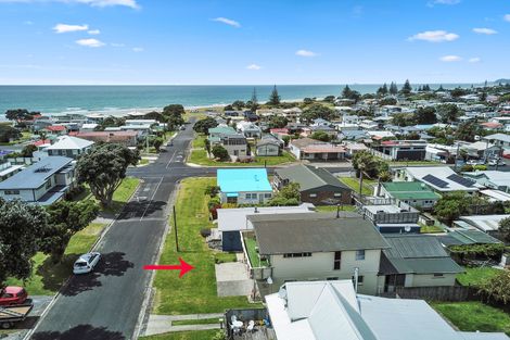 Photo of property in 27 Ocean View Road, Waihi Beach, 3611