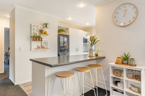 Photo of property in 85 Farmer Crescent, Taita, Lower Hutt, 5011