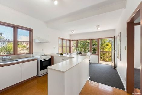Photo of property in 72 Shoreham Street, Avondale, Auckland, 0600