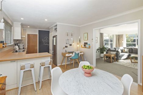 Photo of property in 4 Templetons Road, Hillmorton, Christchurch, 8025