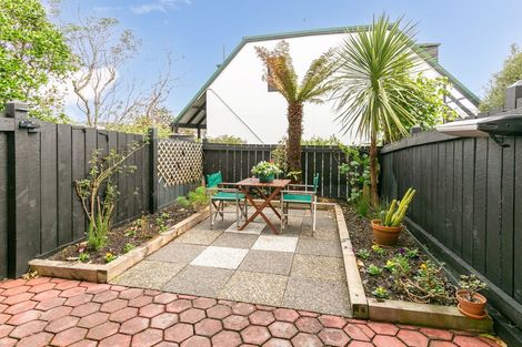 Photo of property in Hiropi St Village, 42/46 Hiropi Street, Newtown, Wellington, 6021