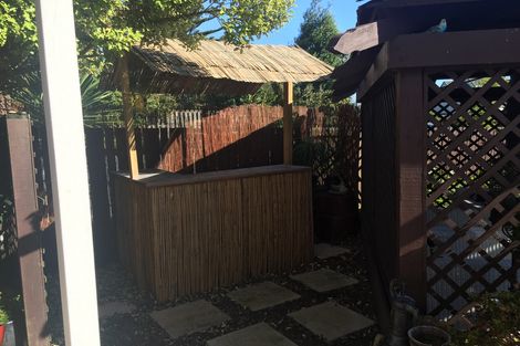 Photo of property in 1/47 Edmonton Road, Henderson, Auckland, 0612