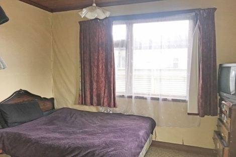 Photo of property in 43 Cromer Street, Balclutha, 9230