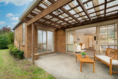 Photo of property in 7 Hibernian Drive, Ranui, Auckland, 0612