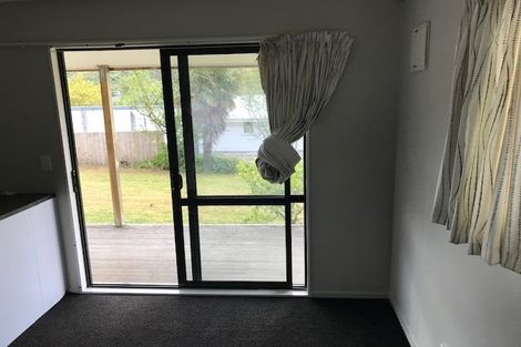 Photo of property in 23 Kereru Street, Henderson, Auckland, 0612