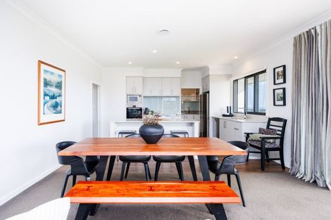 Photo of property in 12 Fleetwood Lane, Turitea, Palmerston North, 4472