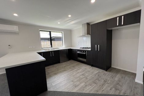 Photo of property in 16 Oldfield Lane, Marton, 4710