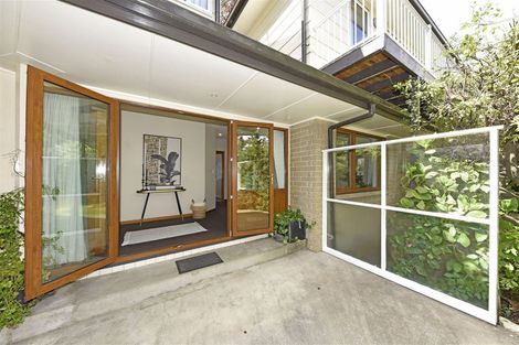 Photo of property in 2 Hadlow Place, Burnside, Christchurch, 8041