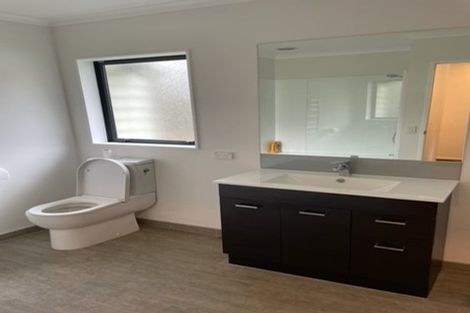 Photo of property in 281a Don Buck Road, Massey, Auckland, 0614