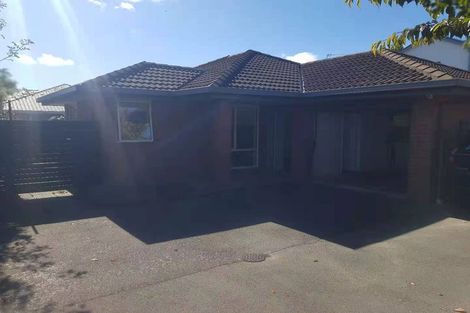 Photo of property in 2/23 Halliwell Avenue, Papanui, Christchurch, 8052