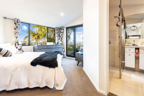 Photo of property in 50 Langana Avenue, Browns Bay, Auckland, 0630