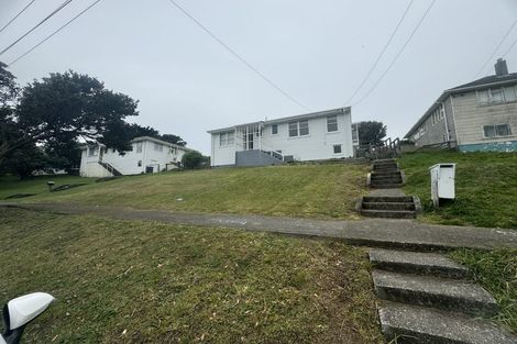 Photo of property in 13 Taupiri Crescent, Titahi Bay, Porirua, 5022