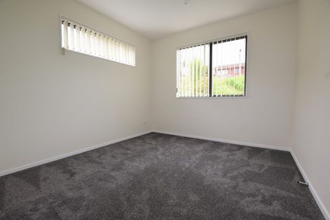 Photo of property in 71a Fruitvale Road, New Lynn, Auckland, 0600