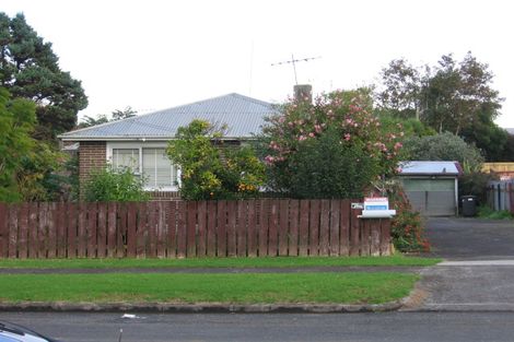 Photo of property in 9 York Road, Papatoetoe, Auckland, 2104