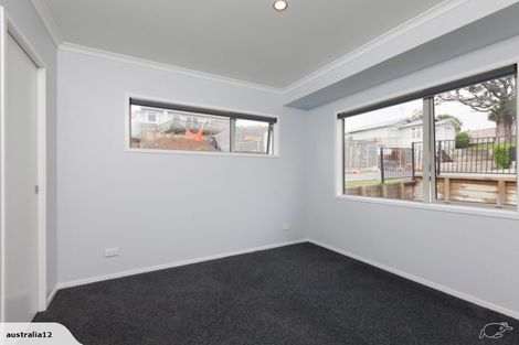 Photo of property in 58a Lorna Street, Lynmouth, New Plymouth, 4310