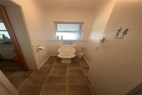 Photo of property in 1 Balmoral Street, Levin, 5510