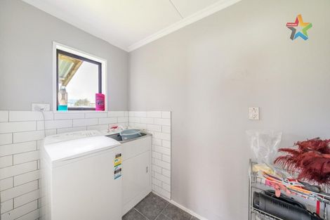 Photo of property in 21 Whitechapel Grove, Stokes Valley, Lower Hutt, 5019