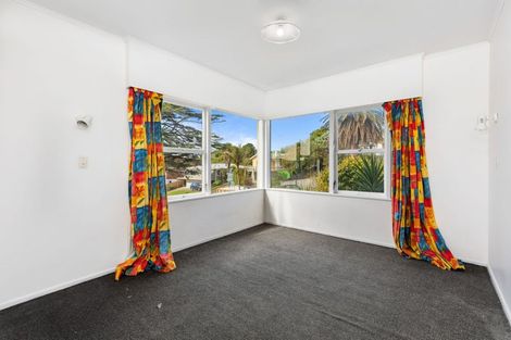 Photo of property in 2 Beswick Place, Birkdale, Auckland, 0626