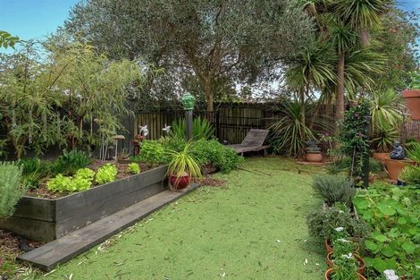 Photo of property in 12a Pegler Drive, Howick, Auckland, 2014