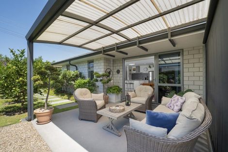 Photo of property in 40 Charlotte Drive, Omokoroa, 3114