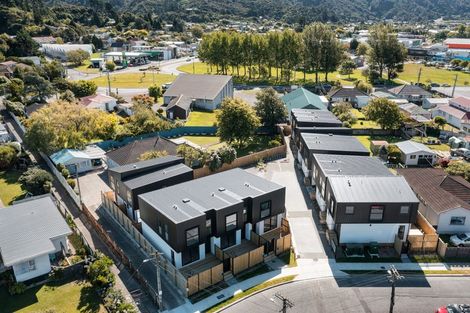 Photo of property in 61 Hyde Street, Kingswell, Invercargill, 9812