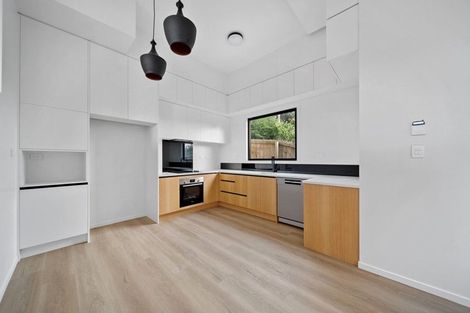 Photo of property in 6/17 Sunnyfield Crescent, Glenfield, Auckland, 0629