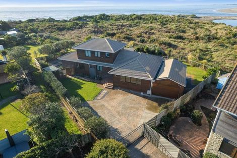 Photo of property in 263 Manly Street, Paraparaumu Beach, Paraparaumu, 5032