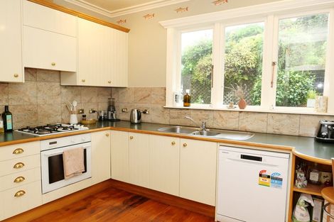 Photo of property in 13 Burwah Street, Berhampore, Wellington, 6023