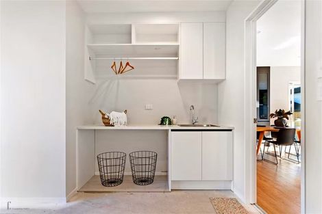 Photo of property in 4 Cutfield Lane, Kumeu, 0810