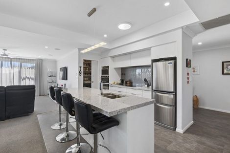 Photo of property in 26 Charlotte Drive, Omokoroa, 3114