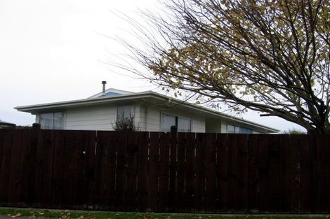 Photo of property in 92 Benmore Avenue, Cloverlea, Palmerston North, 4412