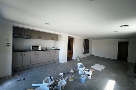 Photo of property in 1/288 East Coast Road, Forrest Hill, Auckland, 0620