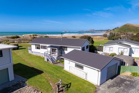 Photo of property in 44f Mataikona Road, Whakataki, Tinui, 5889