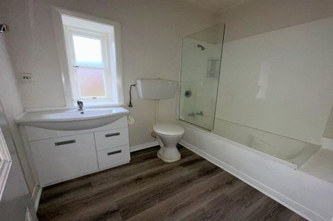 Photo of property in 2 Bruce Street, Roslyn, Dunedin, 9011