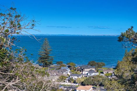 Photo of property in 6 Cochrane Avenue, Arkles Bay, Whangaparaoa, 0932