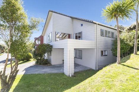 Photo of property in 7 Guadeloupe Crescent, Grenada Village, Wellington, 6037