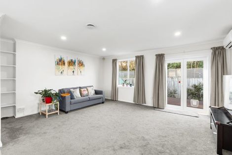 Photo of property in 70 Reynolds Avenue, Bishopdale, Christchurch, 8053